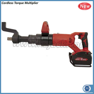 Telescoping Cordless Torque Multiplier for Truck